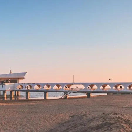 Lignano With Pool Vila *